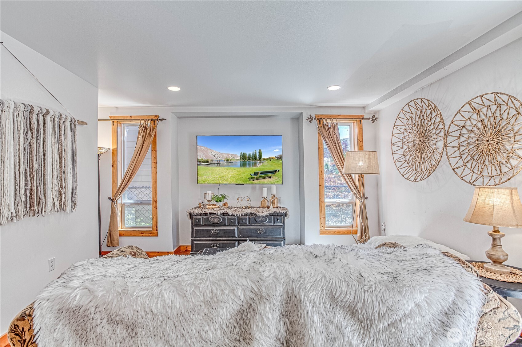 170 E Entiat Drive , Orondo, WA 98843