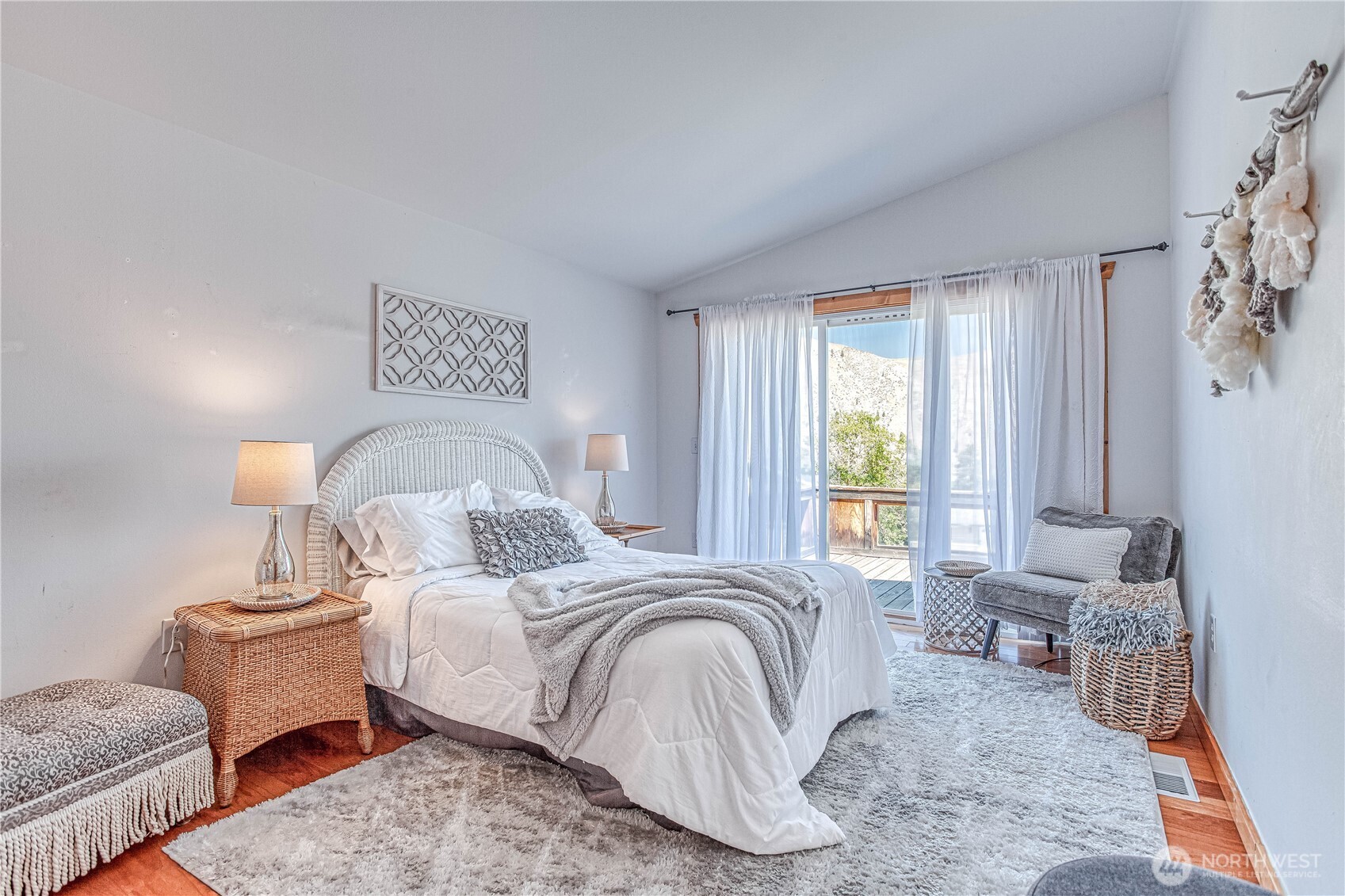 170 E Entiat Drive , Orondo, WA 98843