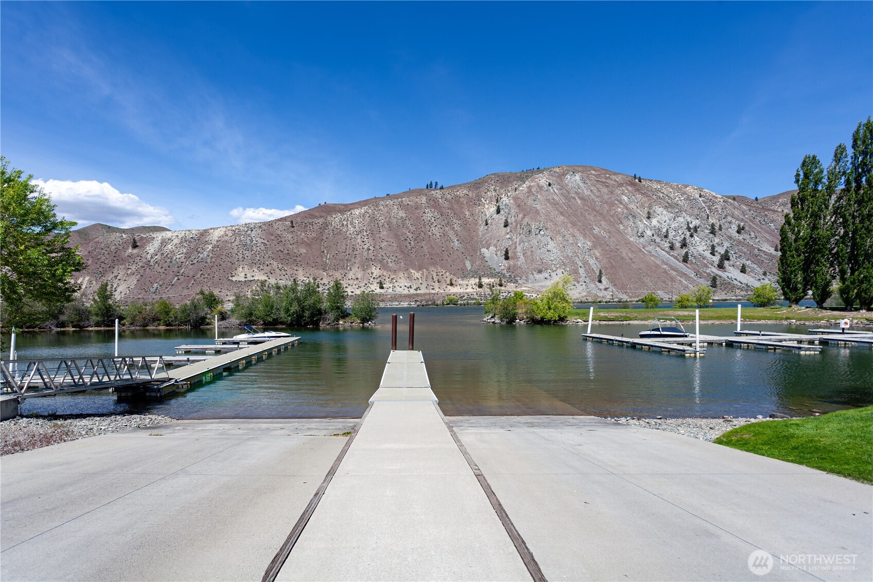 170 E Entiat Drive , Orondo, WA 98843