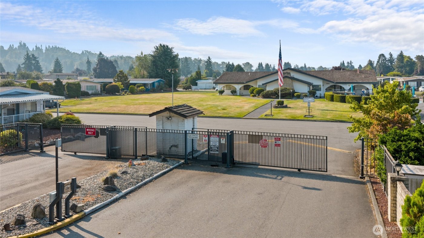 1402 22nd Street NE #300, Auburn, WA 98002