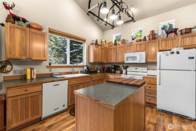 25813 Bridle Lane , Leavenworth, WA 98826 - Photo 5