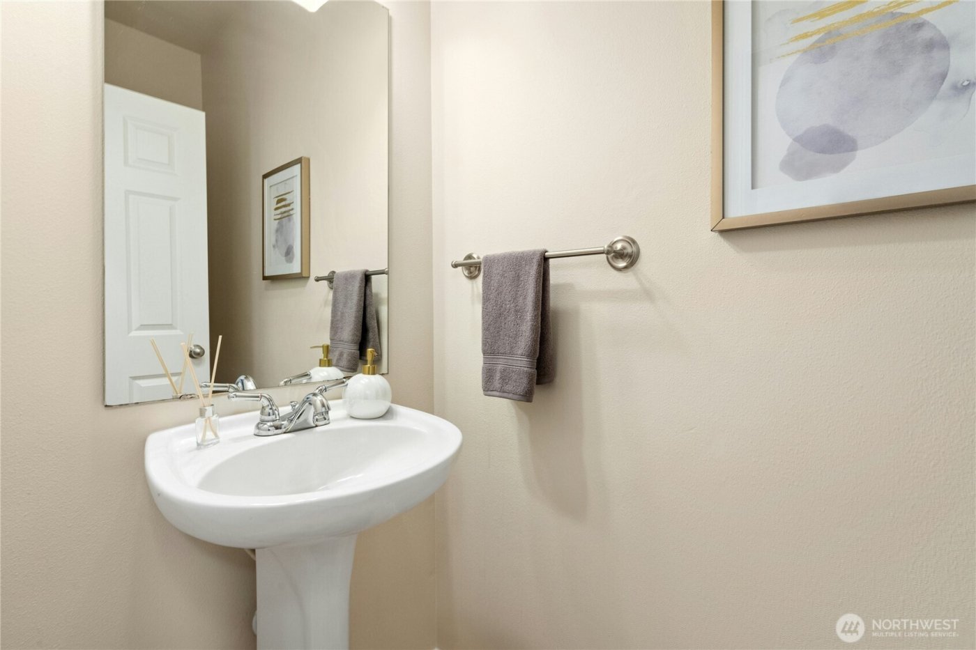 1126 204th Place SW, Lynnwood, WA 98036