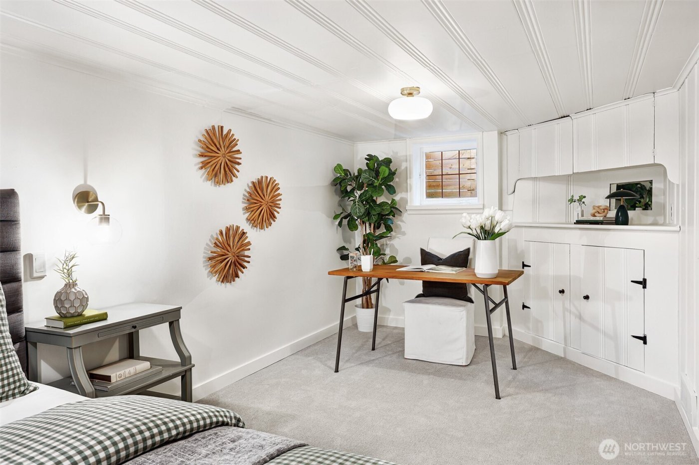 4001 NE 57th Street , Seattle, WA 98105