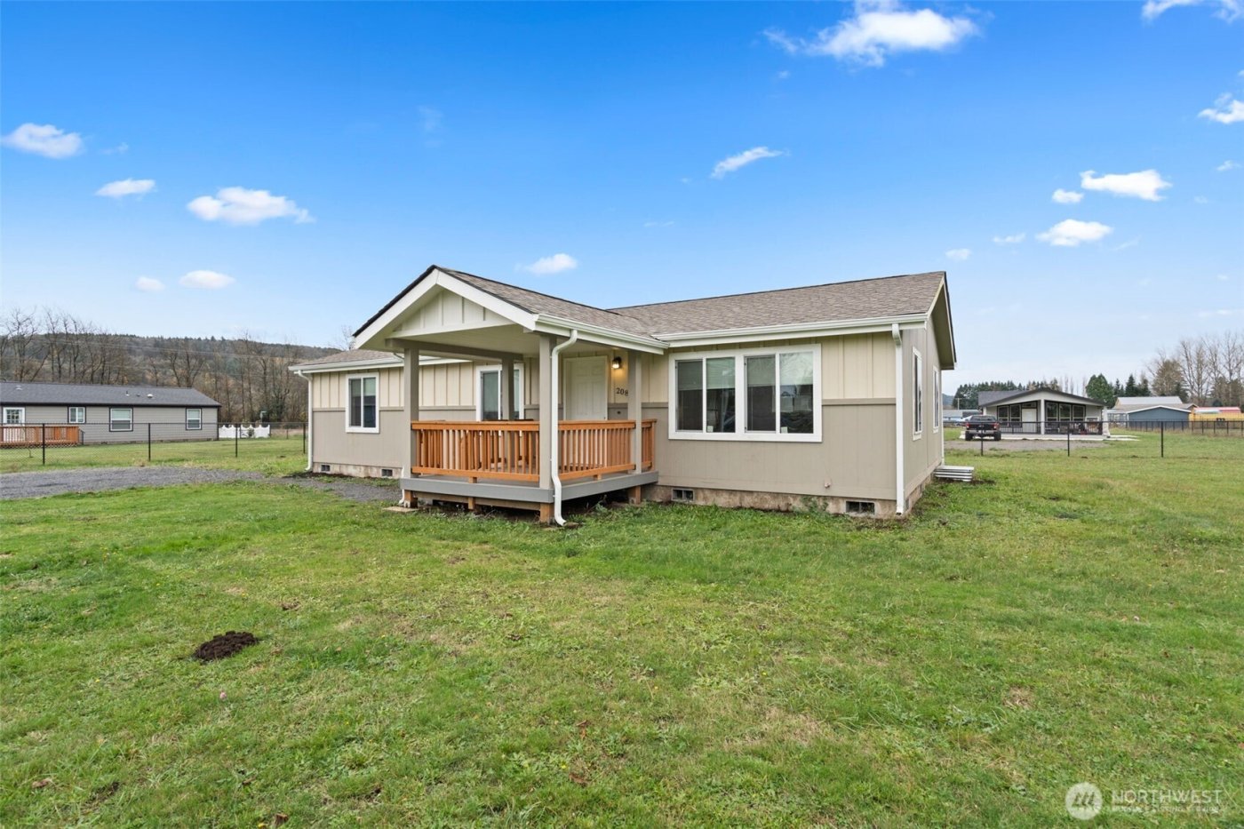 208 Mossyrock Rd West , Mossyrock, WA 98564