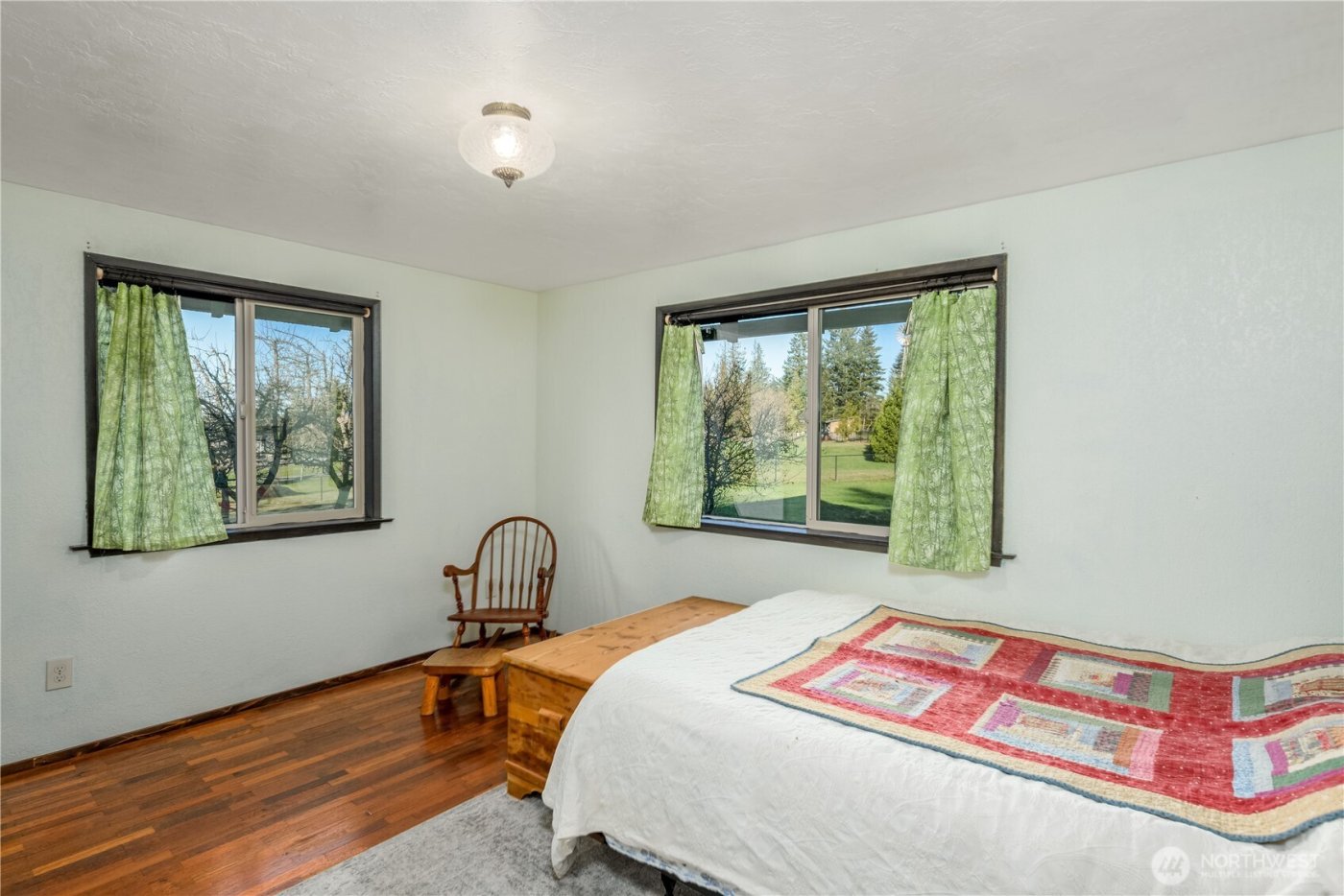 323 Hulse Road , Port Angeles, WA 98362