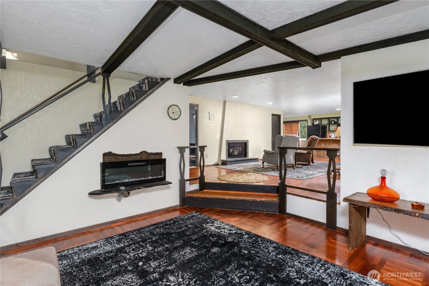 323 Hulse Road , Port Angeles, WA 98362