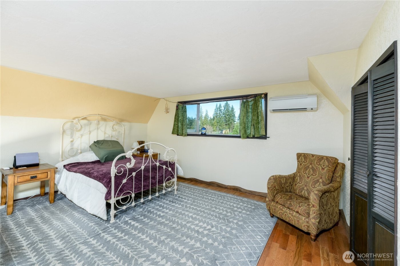 323 Hulse Road , Port Angeles, WA 98362