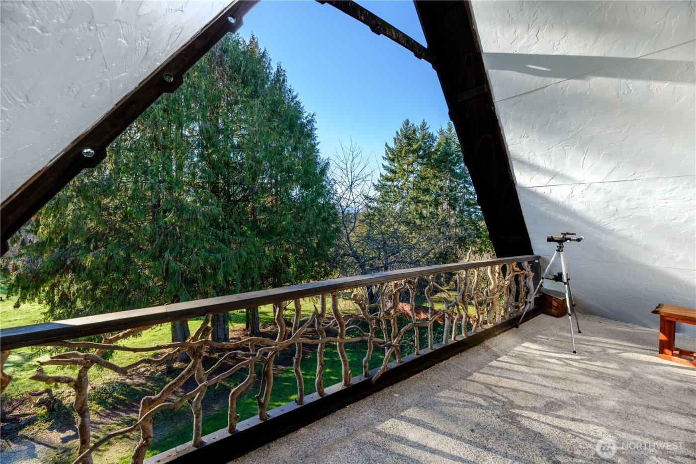 323 Hulse Road , Port Angeles, WA 98362