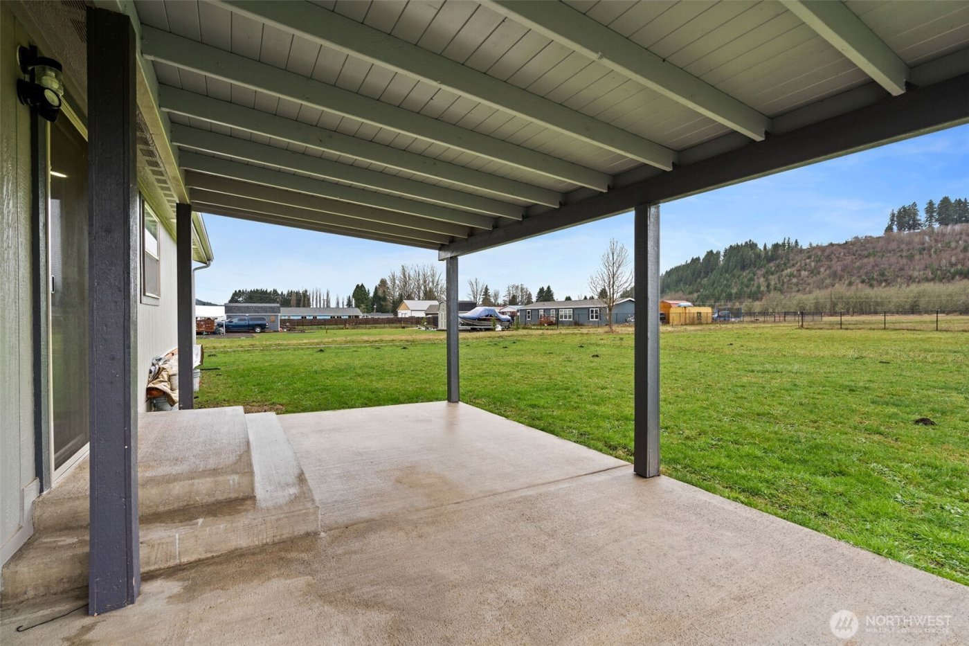 216 Mossyrock Rd West , Mossyrock, WA 98564