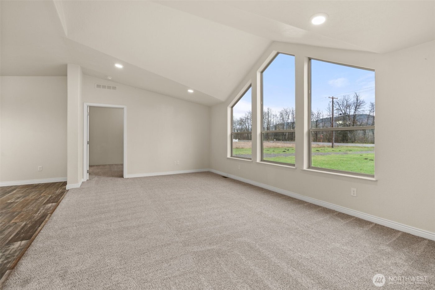 216 Mossyrock Rd West , Mossyrock, WA 98564