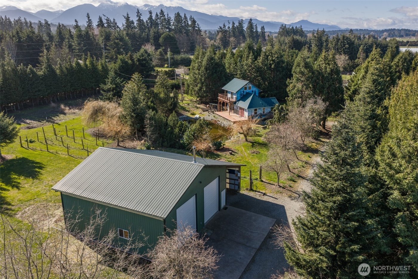 51 Gunn Road , Port Angeles, WA 98362