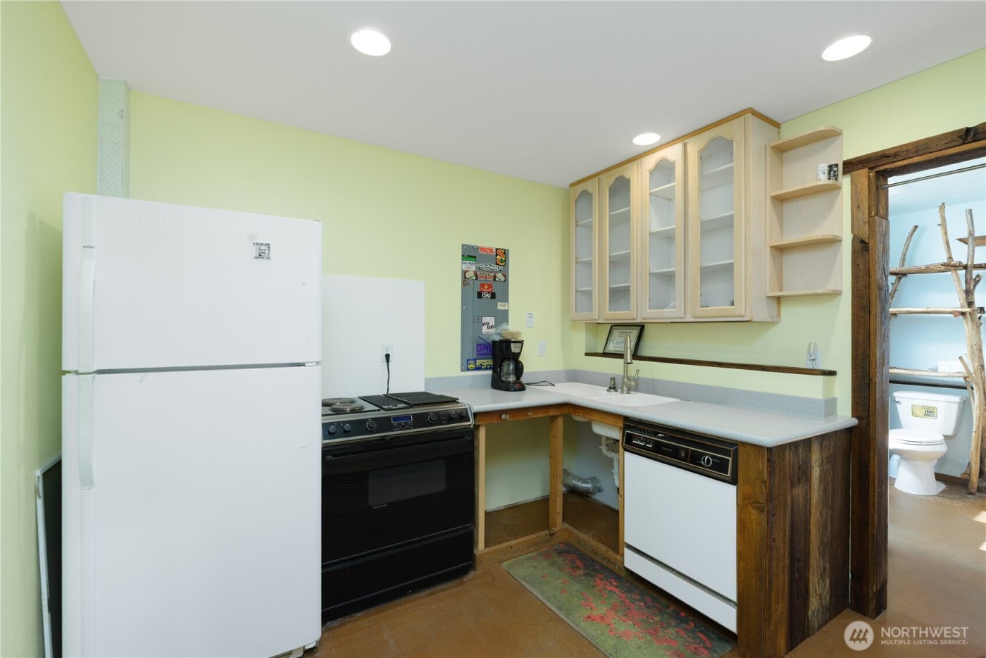 51 Gunn Road , Port Angeles, WA 98362