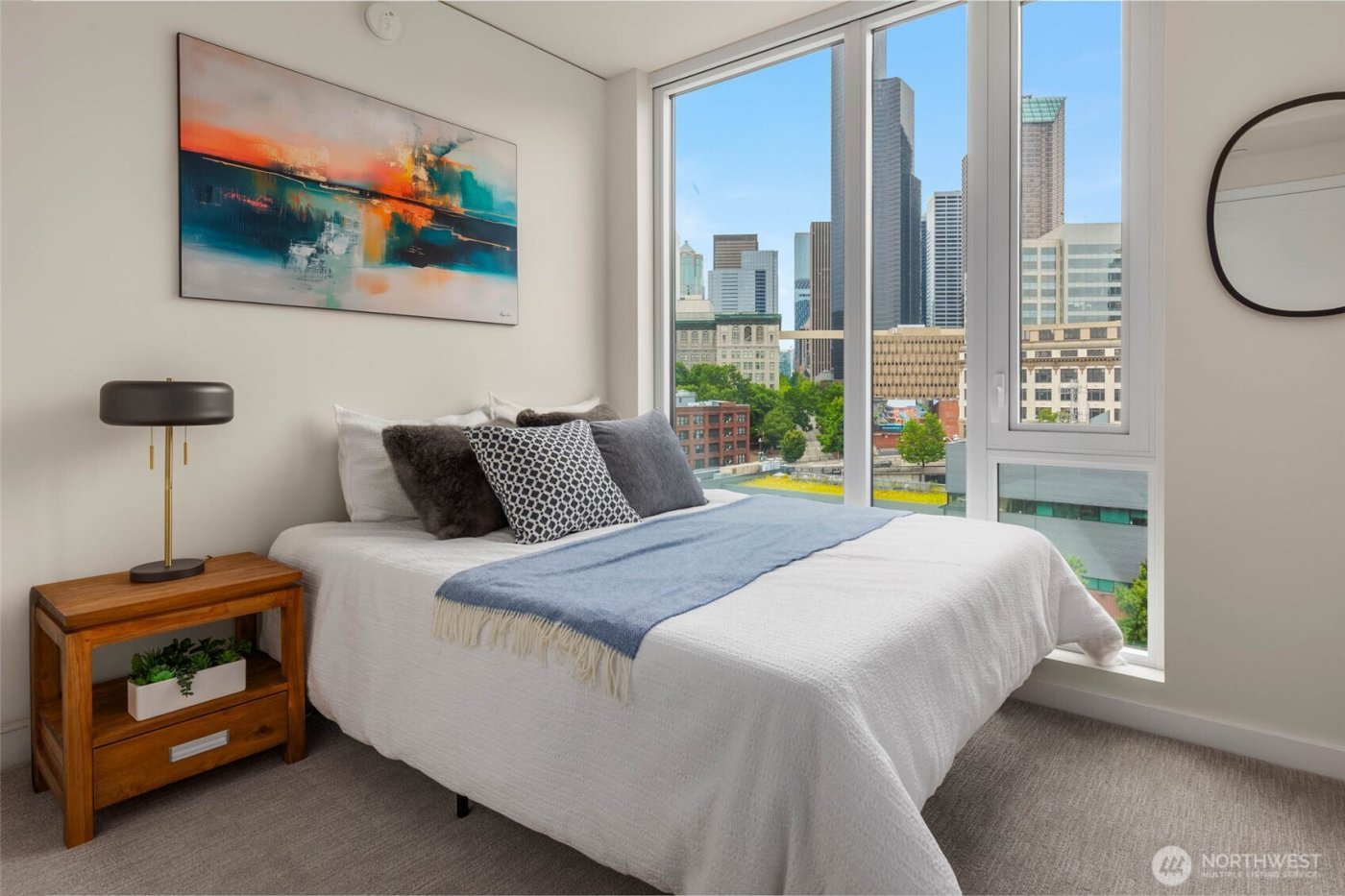 450 S Main St #901, Seattle, WA 98104