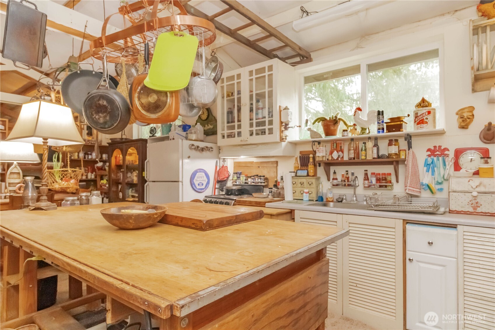 3910 E Harstine Island Road S, Shelton, WA 98584