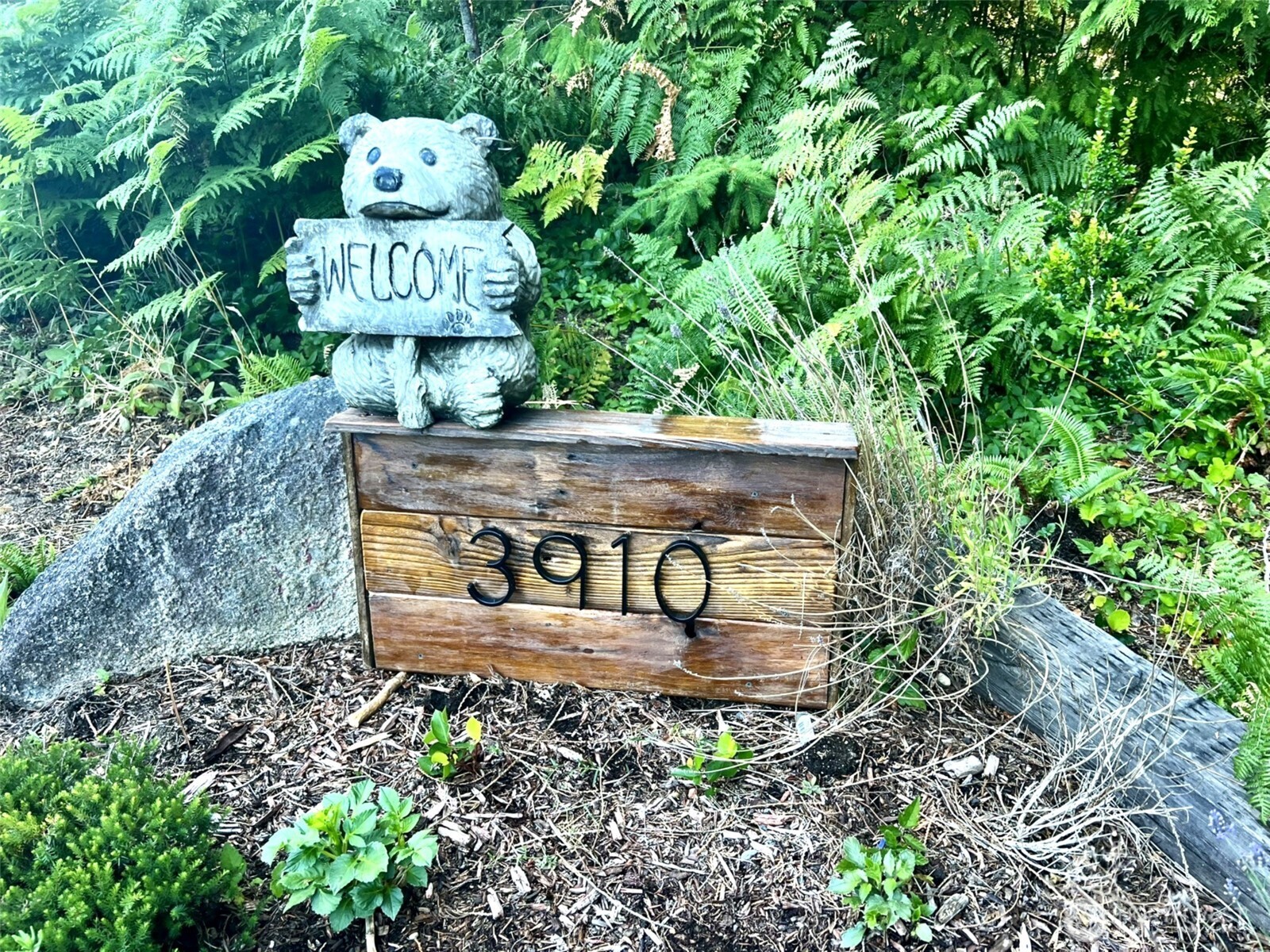 3910 E Harstine Island Road S, Shelton, WA 98584