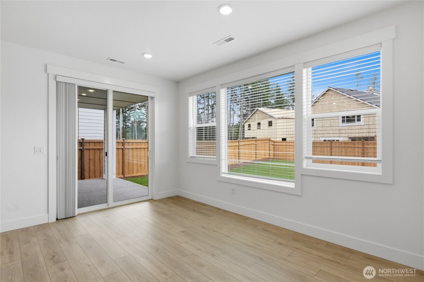 20433 Mystic Place E, Bonney Lake, WA 98391