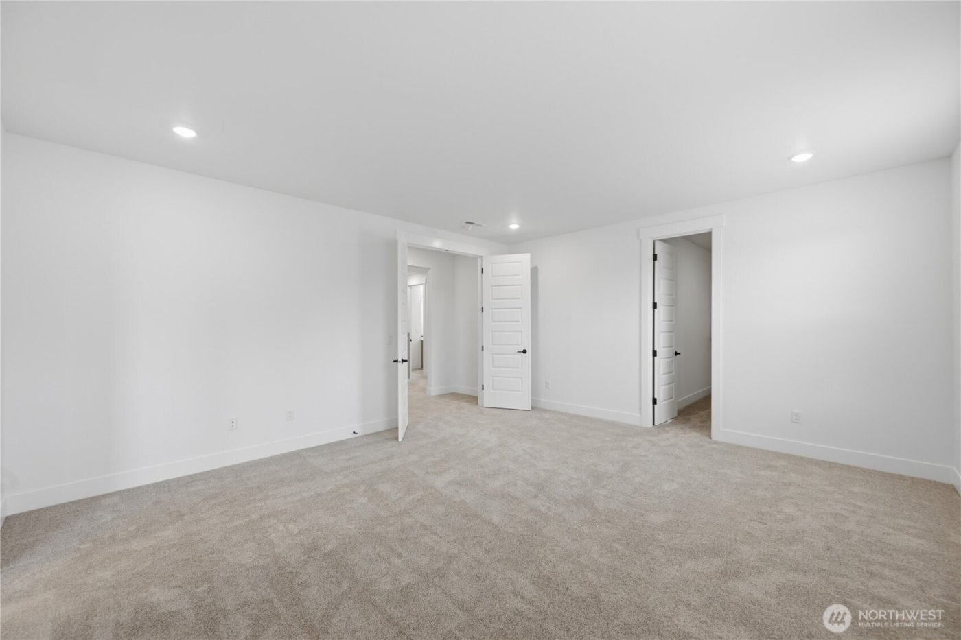 20433 Mystic Place E, Bonney Lake, WA 98391