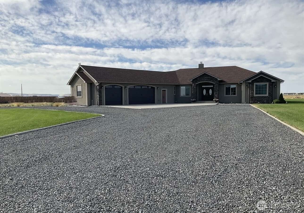 4337 Road 7.4 NE, Moses Lake, WA 98837