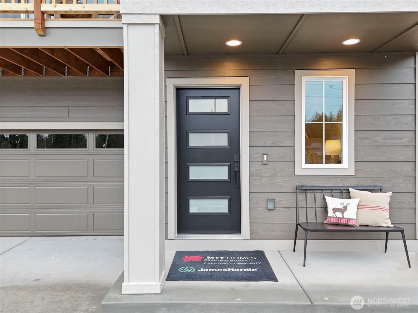 18518 SE 271st Place , Covington, WA 98042