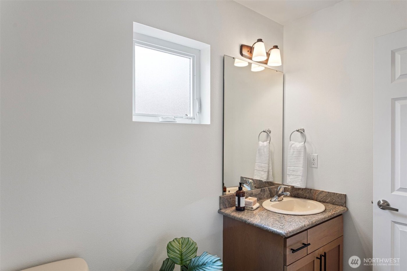 8415 44th Avenue S, Seattle, WA 98118