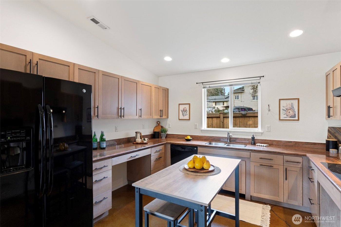 8415 44th Avenue S, Seattle, WA 98118