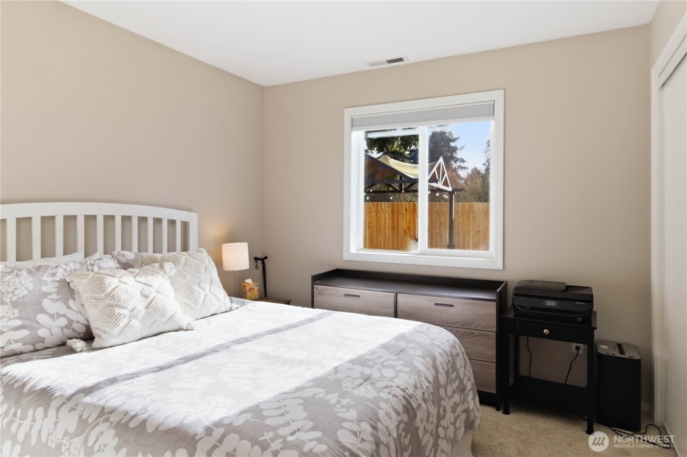 2406 34th Avenue , Longview, WA 98632