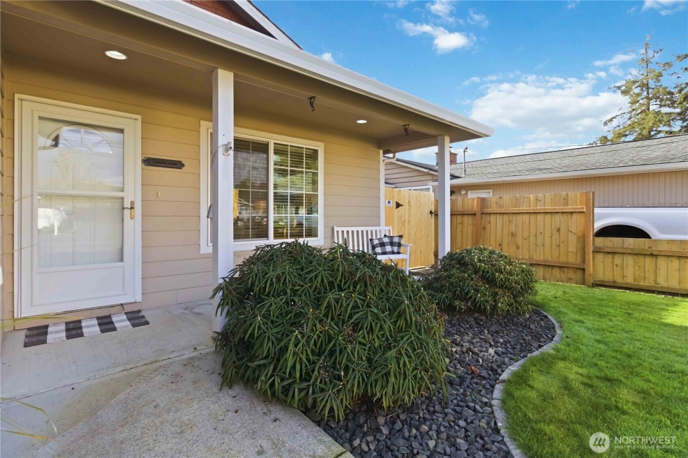 2406 34th Avenue , Longview, WA 98632