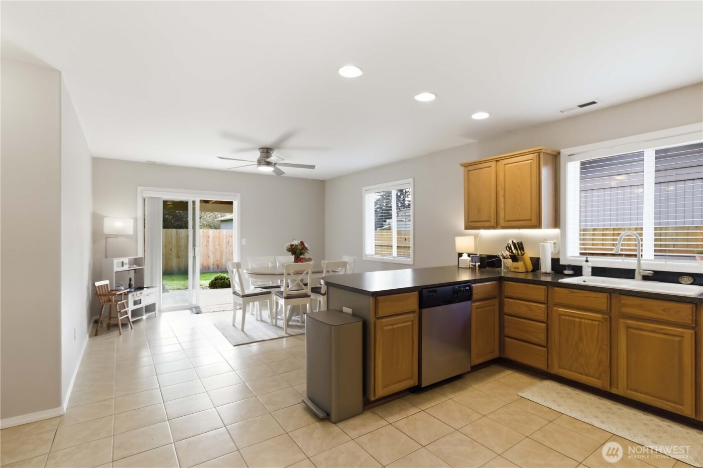 2406 34th Avenue , Longview, WA 98632