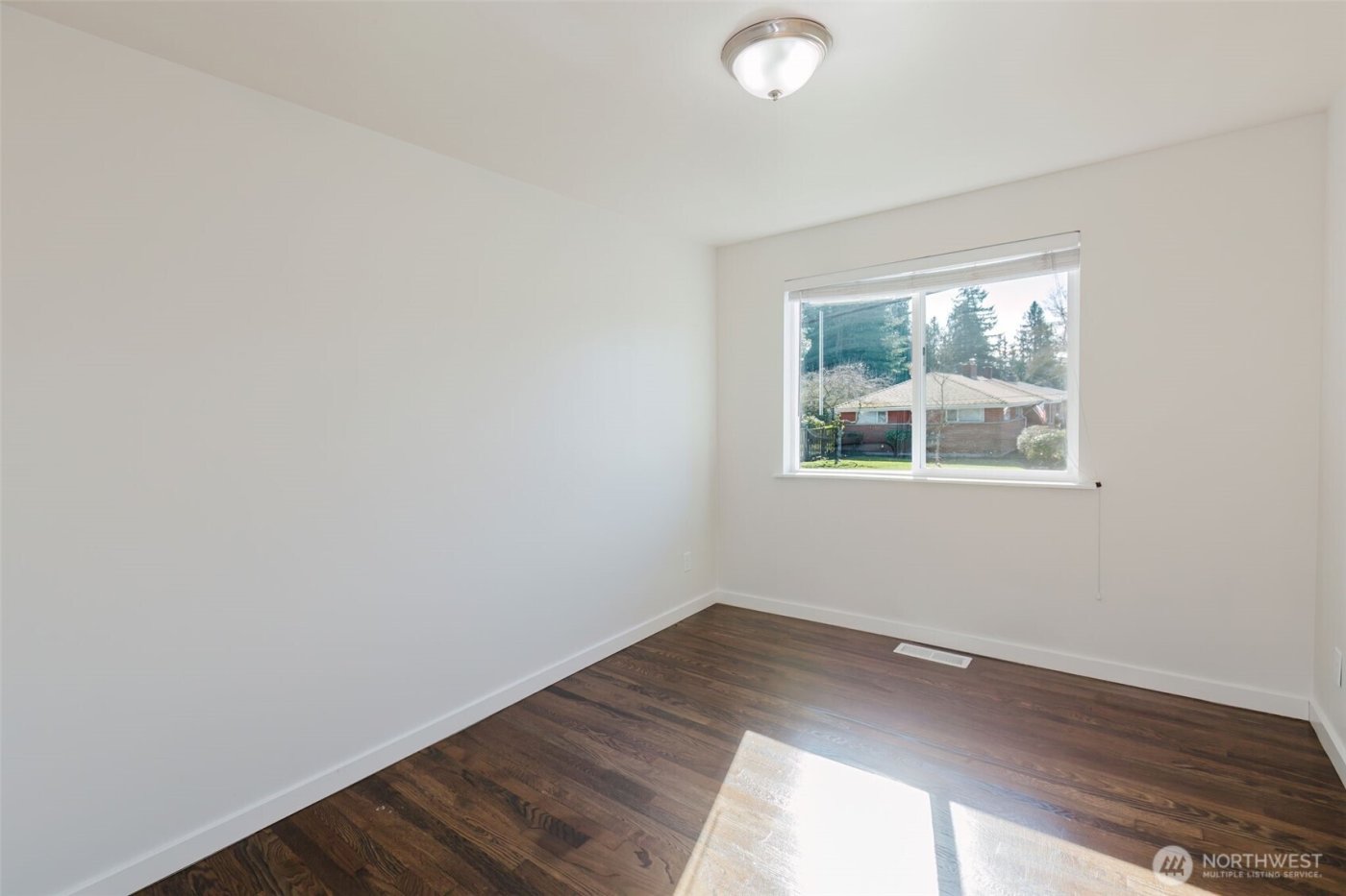 414 S 168th Street , Burien, WA 98168