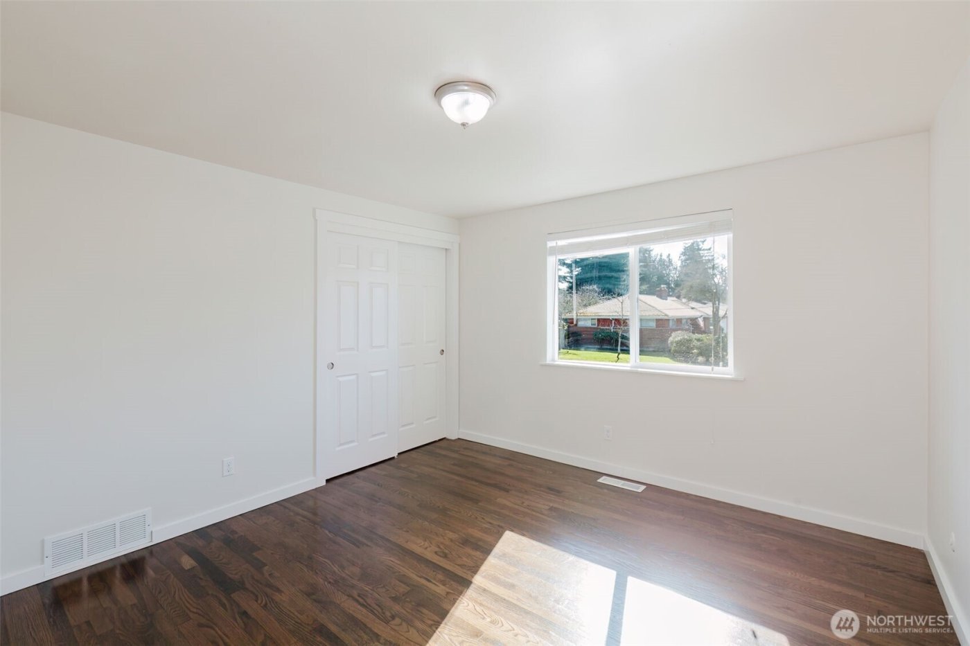 414 S 168th Street , Burien, WA 98168