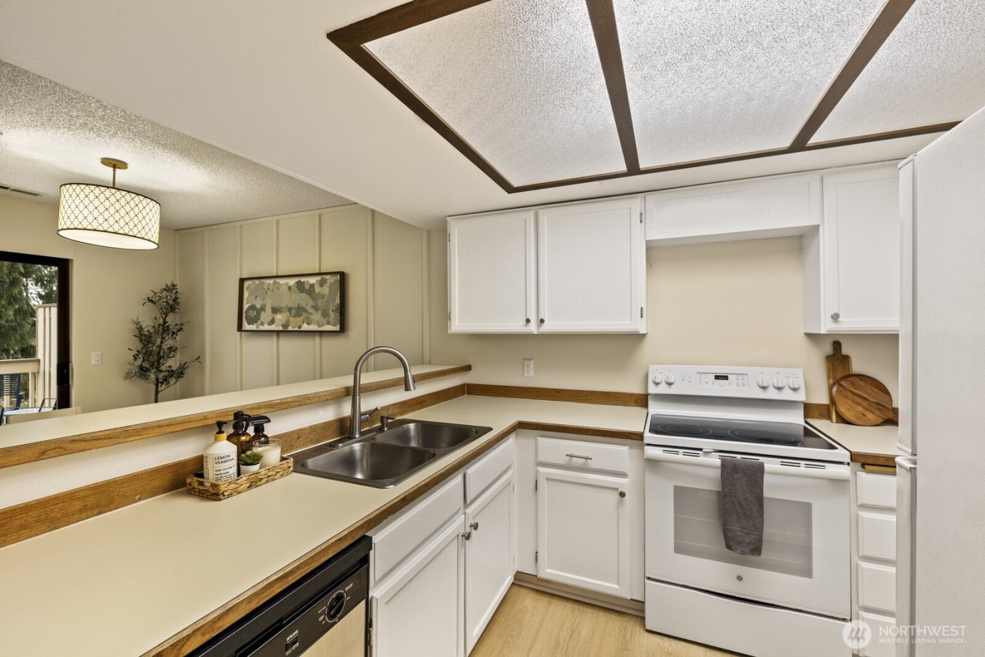 16014 Village Green Drive SE #C, Mill Creek, WA 98012