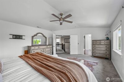 14925 Rivergrove Drive E, Sumner, WA 98390 - Photo 17