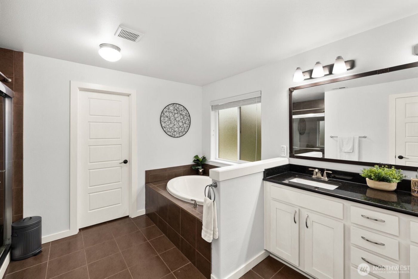 14925 Rivergrove Drive E, Sumner, WA 98390