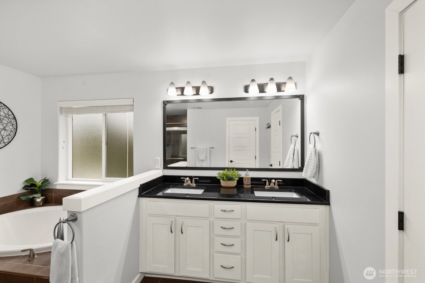 14925 Rivergrove Drive E, Sumner, WA 98390