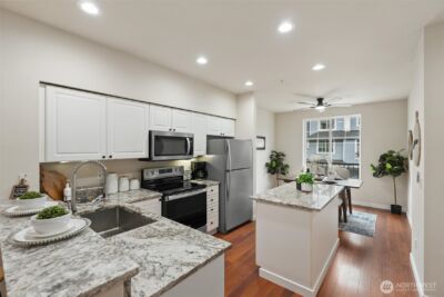 16125 Juanita-Woodinville Way NE #1106, Bothell, WA 98011 - Photo 3