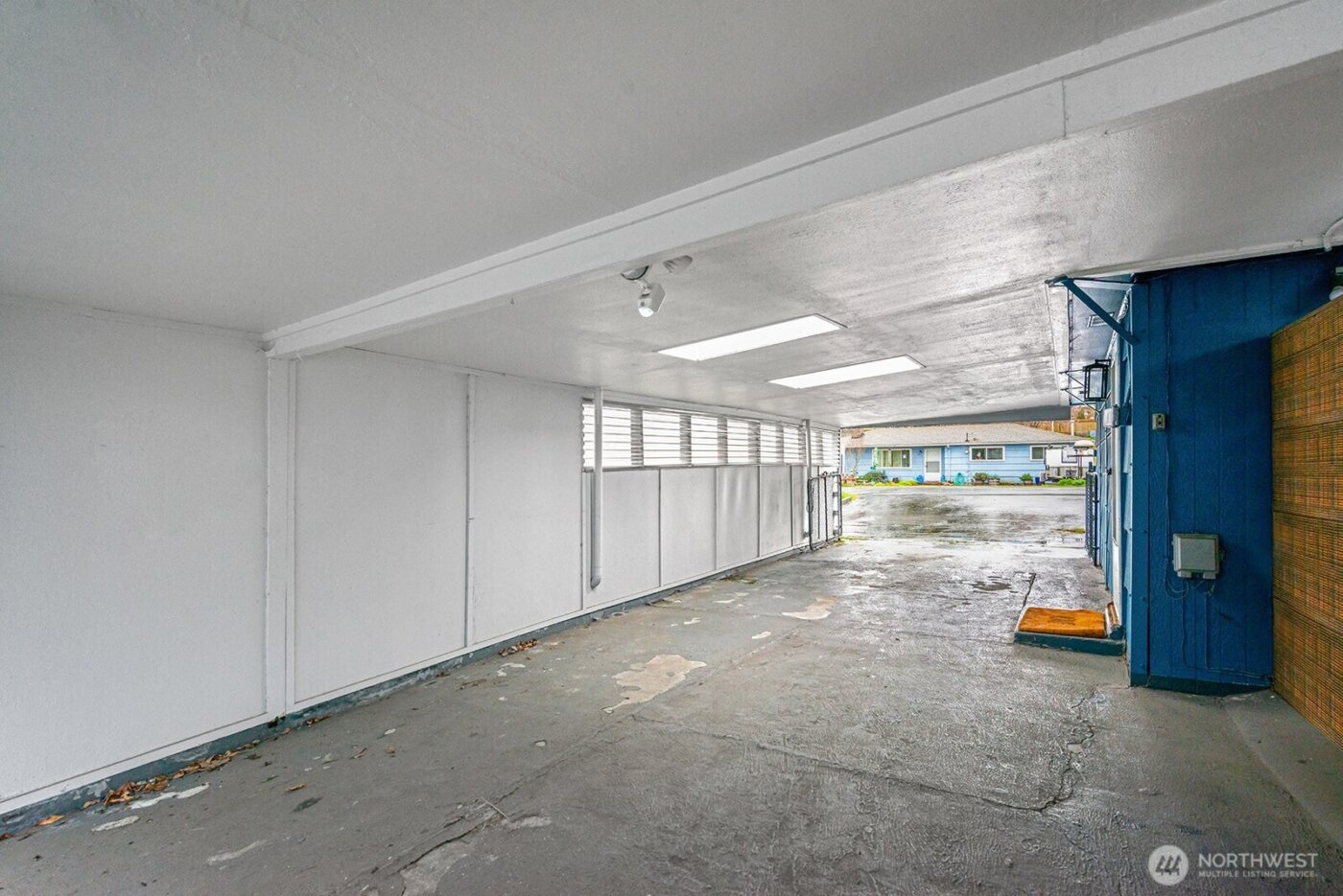 9412 4th Avenue SW, Seattle, WA 98106