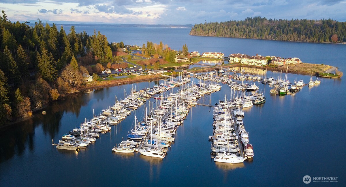230 Camber Lane , Port Ludlow, WA 98365