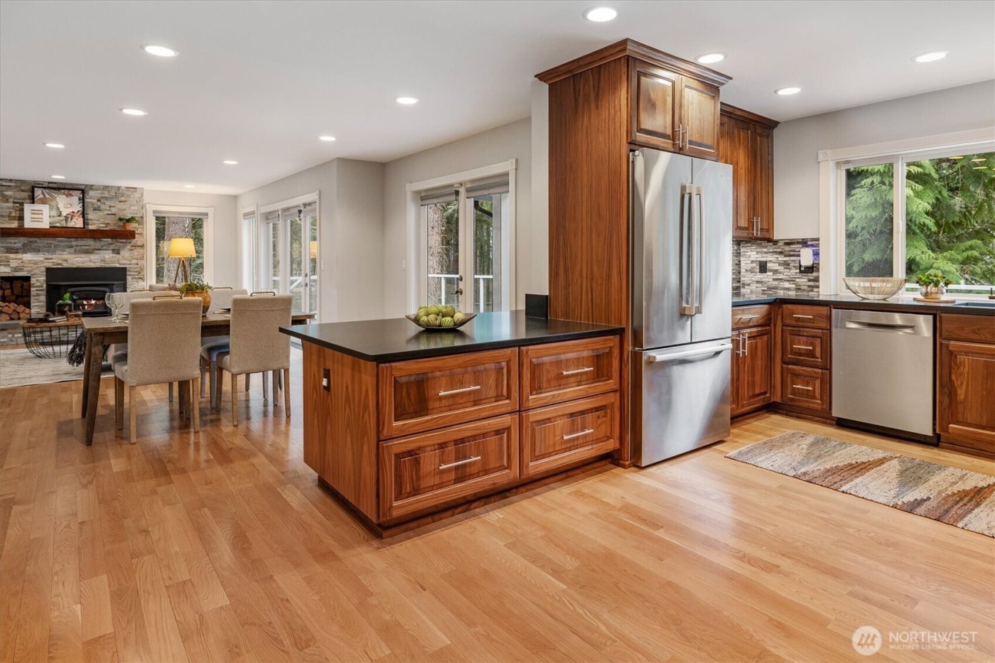 14009 134th Ave E , Puyallup, WA 98374