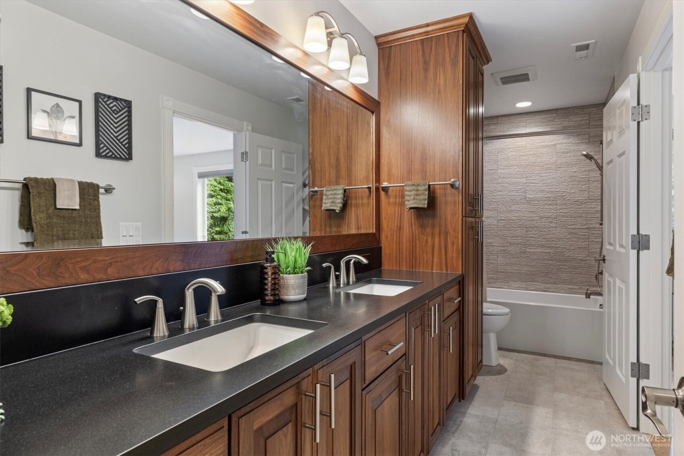 14009 134th Ave E , Puyallup, WA 98374