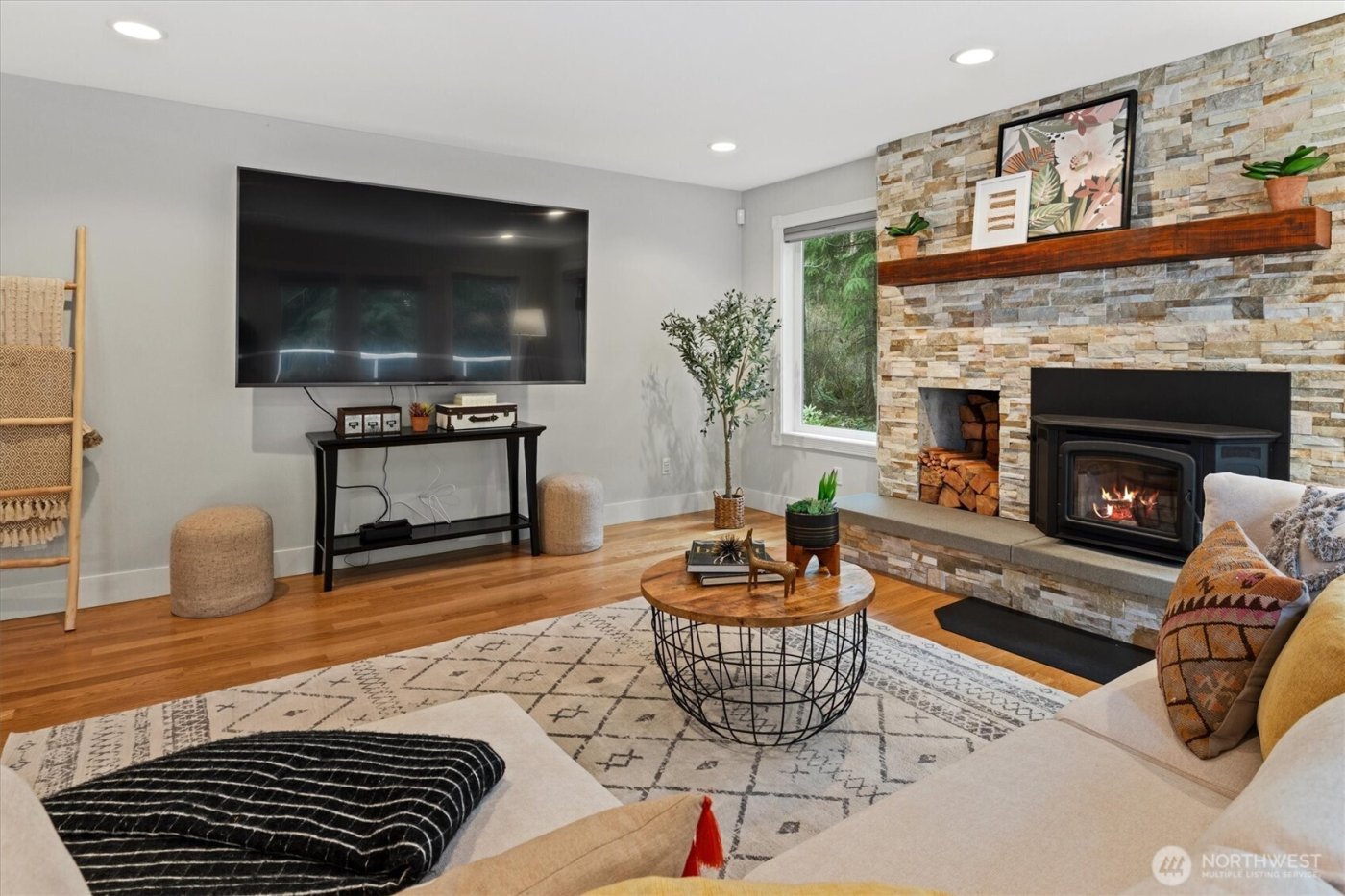 14009 134th Ave E , Puyallup, WA 98374