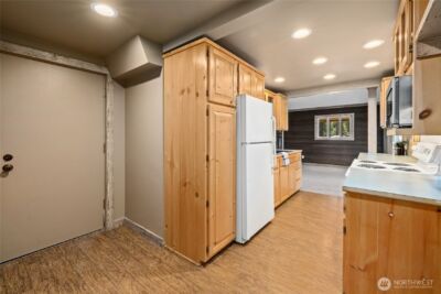 221 W Lakedale Drive , Ronald, WA 98940 - Photo 12