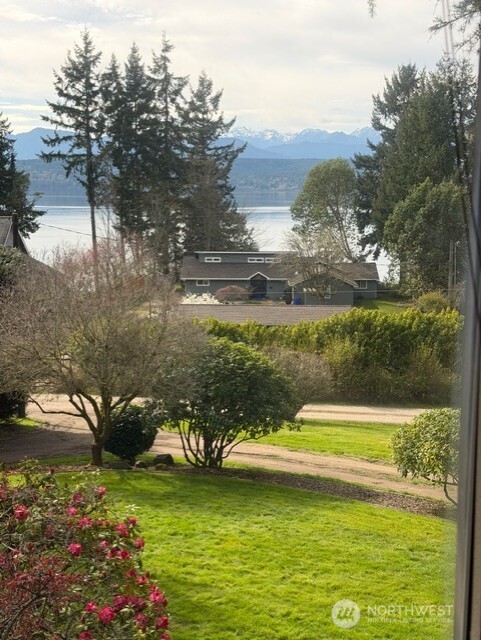 2560 NW Canal View Way , Poulsbo, WA 98370
