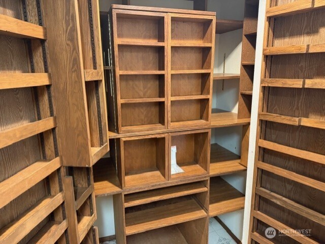 2560 NW Canal View Way , Poulsbo, WA 98370