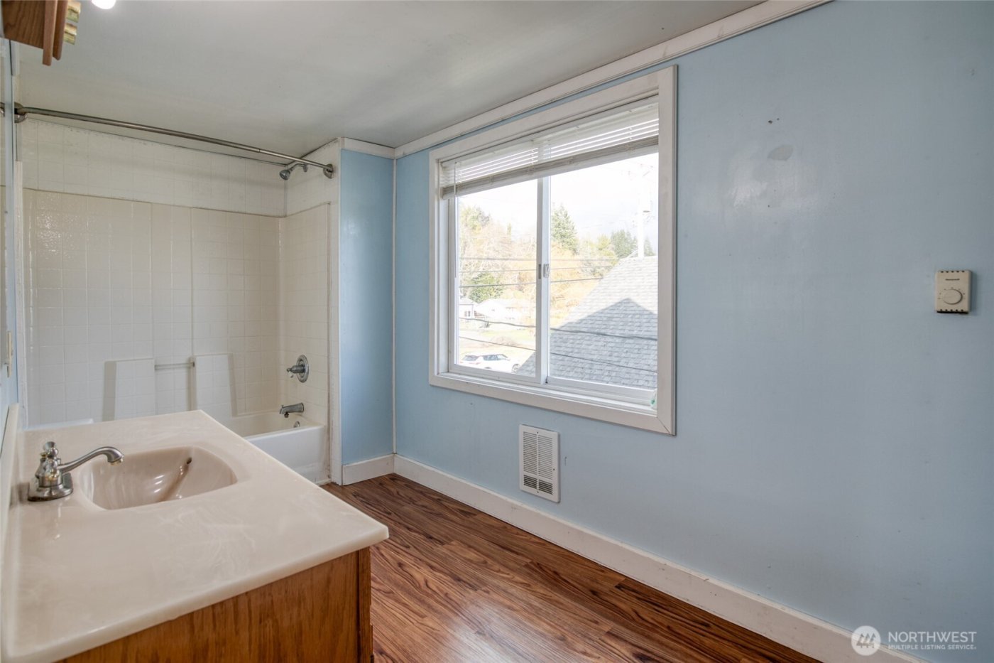 2409 Cherry Street , Aberdeen, WA 98520