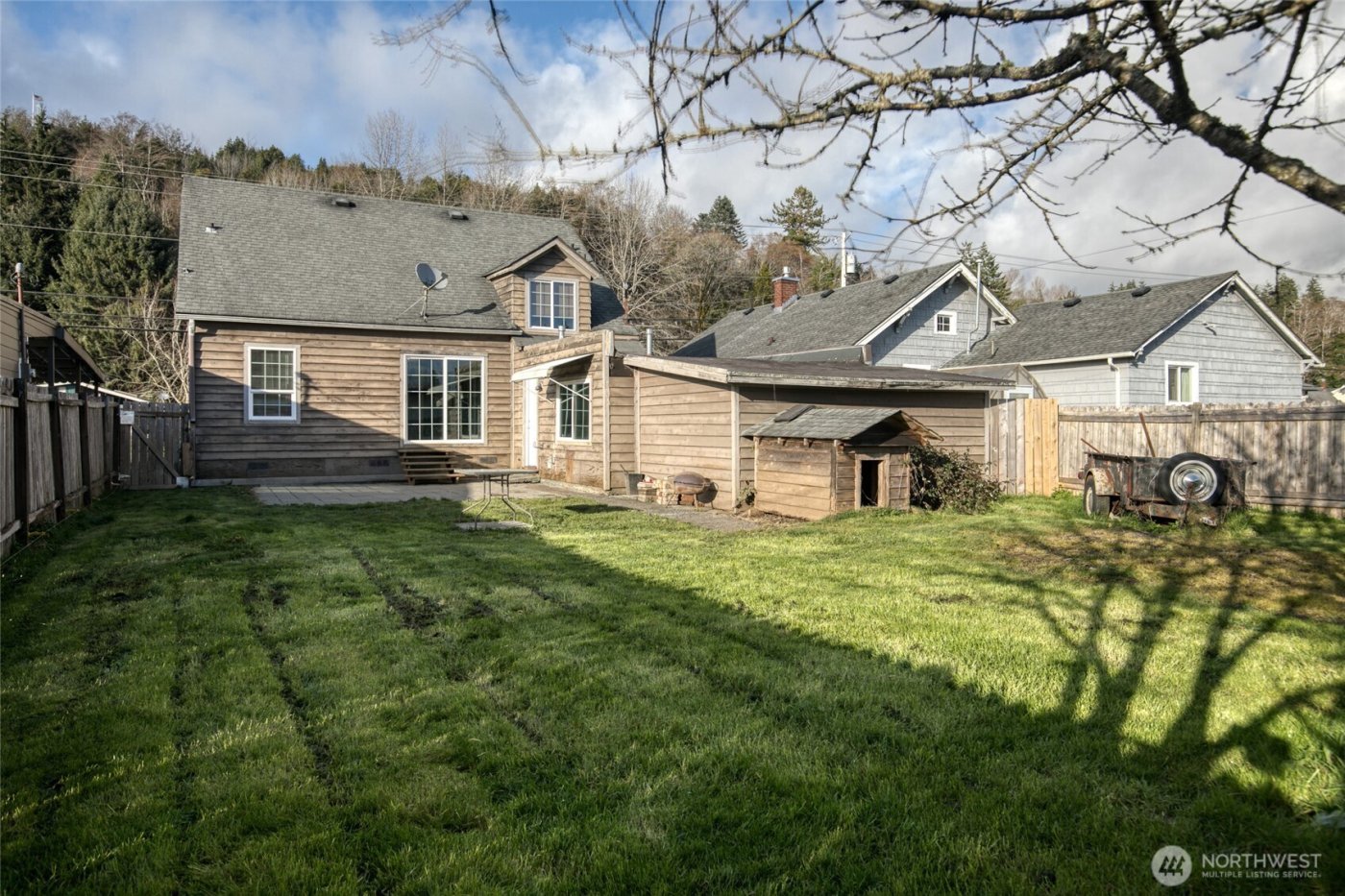 2409 Cherry Street , Aberdeen, WA 98520