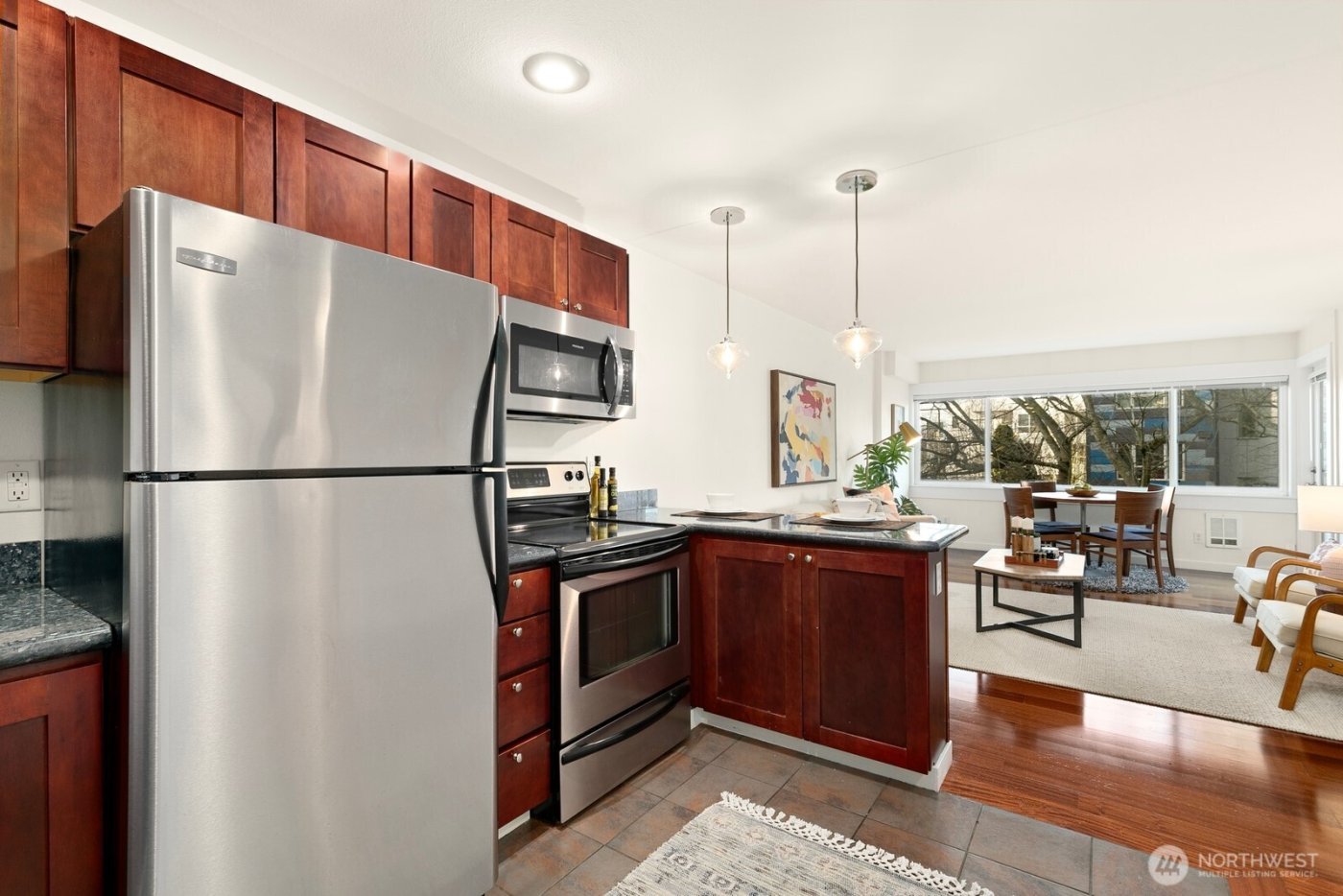 705 E Republican St #303, Seattle, WA 98012