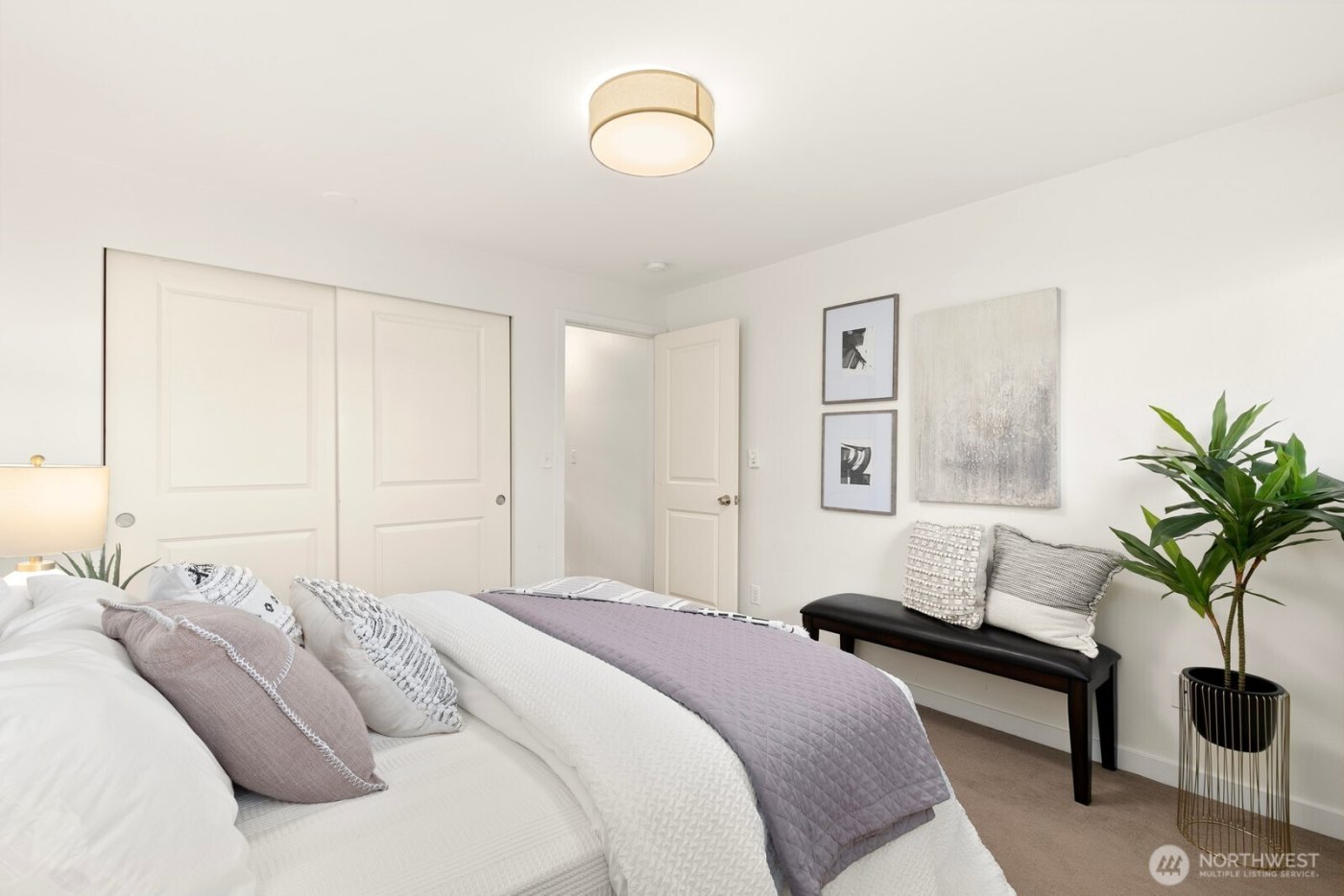 705 E Republican St #303, Seattle, WA 98012