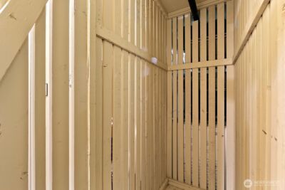 705 E Republican St #303, Seattle, WA 98012 - Photo 21