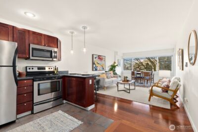 705 E Republican St #303, Seattle, WA 98012 - Photo 5