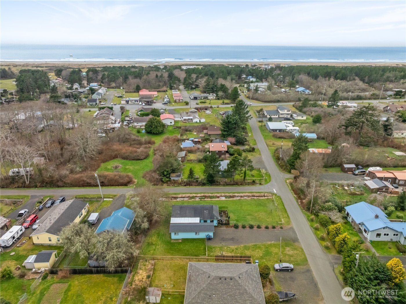 869 Schmid Road , Grayland, WA 98547